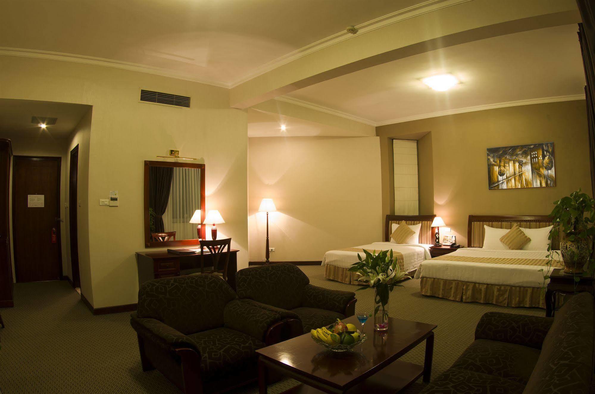 Aloha Halong Hotel Халонг Экстерьер фото